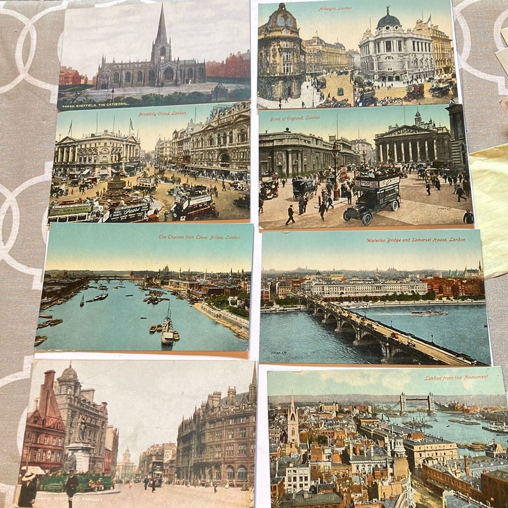 15 Vintage London postcards